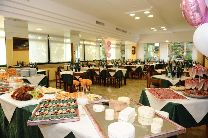 Hotel Verdemare Rimini Exteriör bild